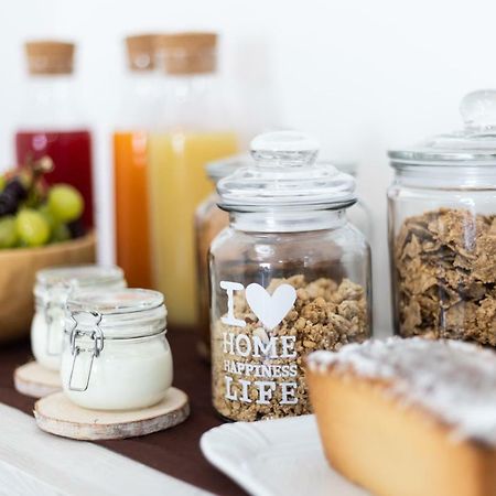 Li Cetti Bed & Breakfast Lecce Bagian luar foto