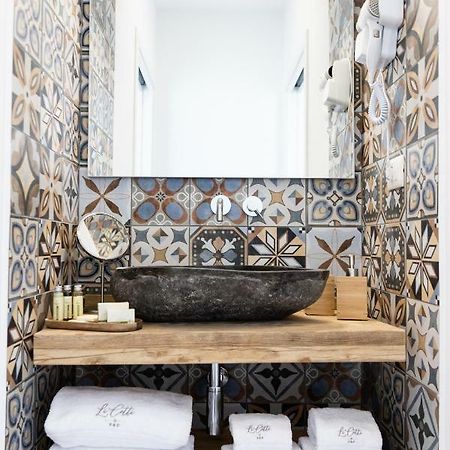 Li Cetti Bed & Breakfast Lecce Bagian luar foto