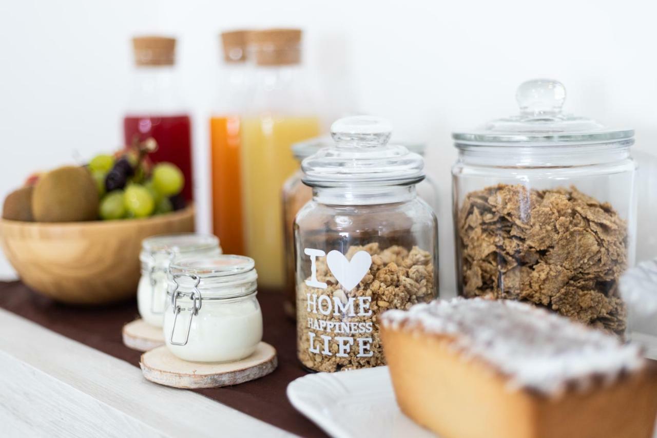 Li Cetti Bed & Breakfast Lecce Bagian luar foto
