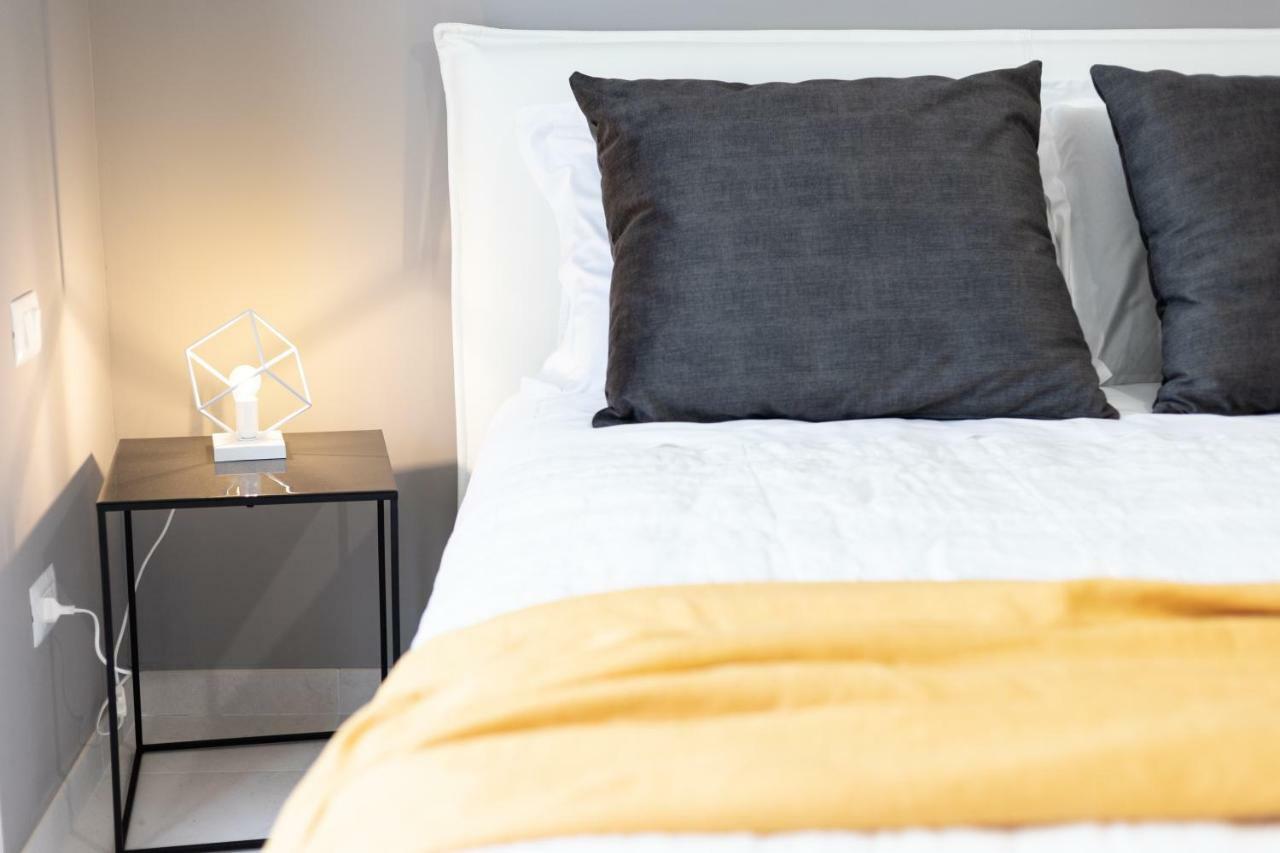 Li Cetti Bed & Breakfast Lecce Bagian luar foto