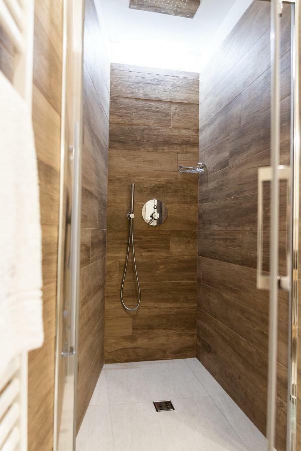 Li Cetti Bed & Breakfast Lecce Bagian luar foto